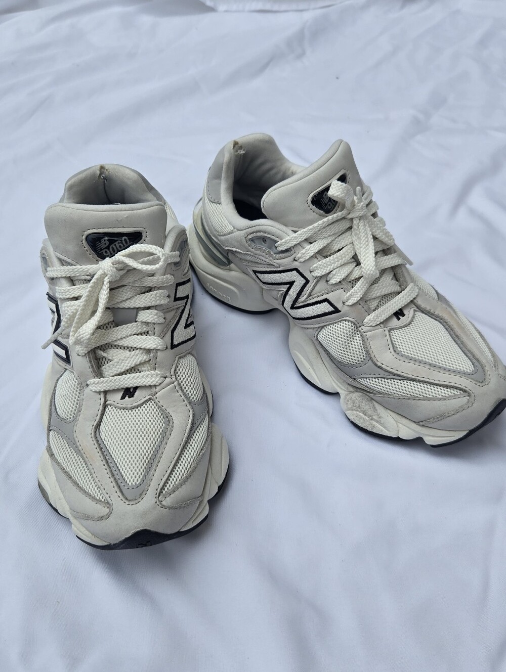 New Balance 9060 Sneakers